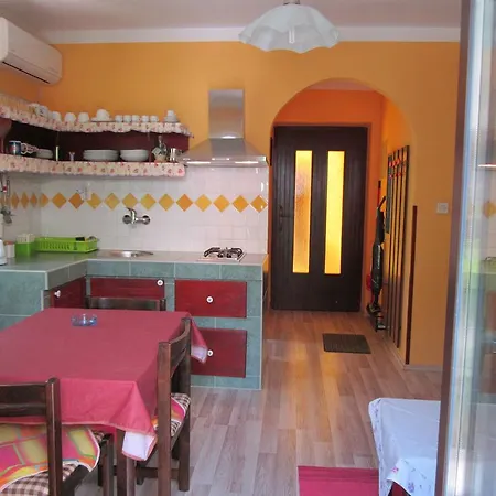 Nevenka Apartment Mali Losinj